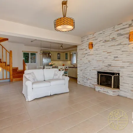 Mare Magna Villa Plépi